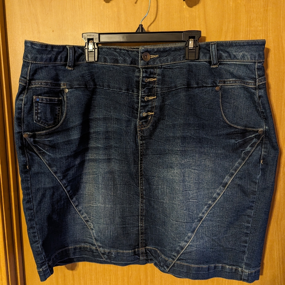 Ellos Stretch Denim Mini Size 18